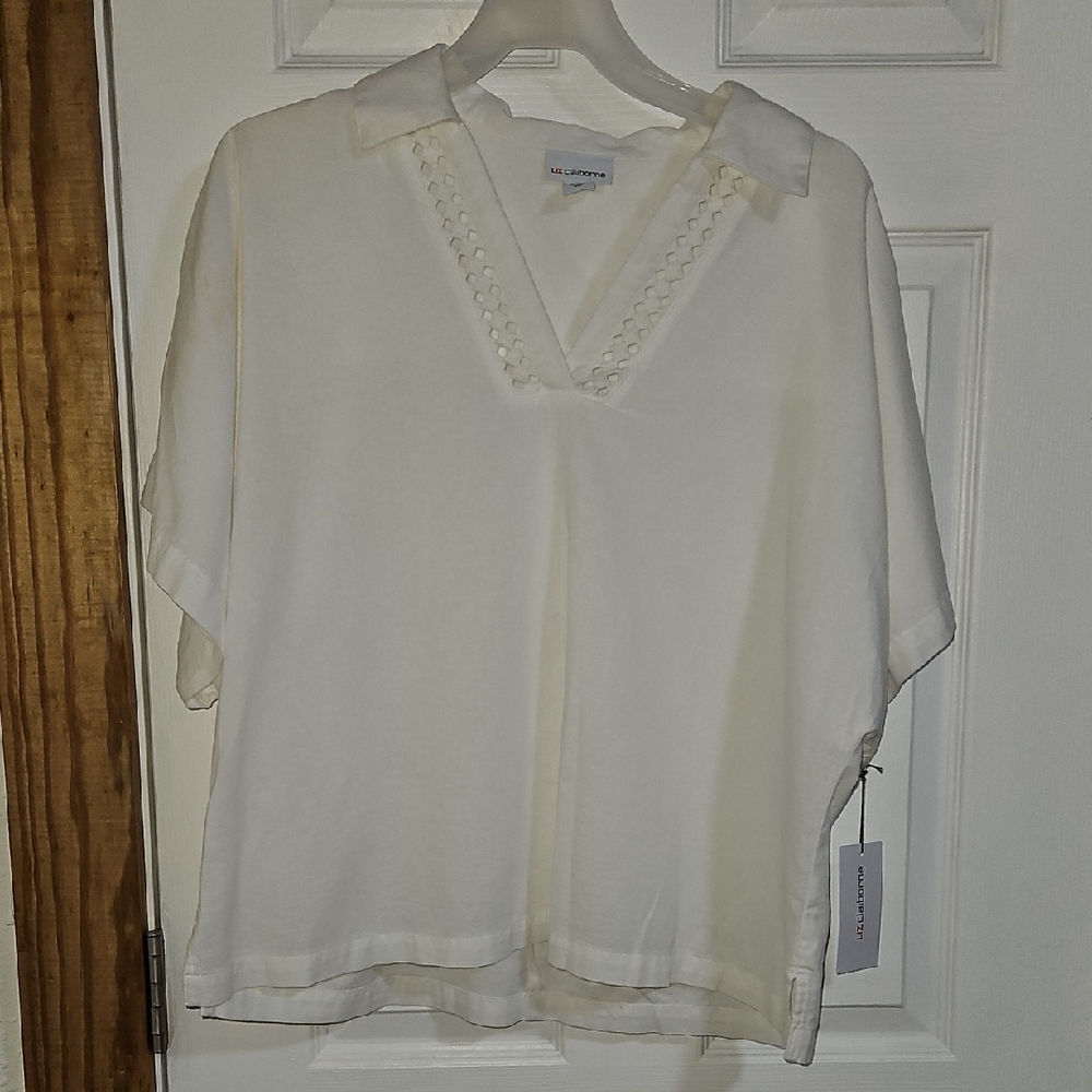 Liz Claiborne Cream V-Neck Blouse